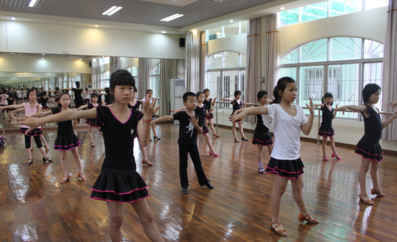 健康|当6岁男童住进医院后,妈妈后悔,都是兴趣班惹的祸