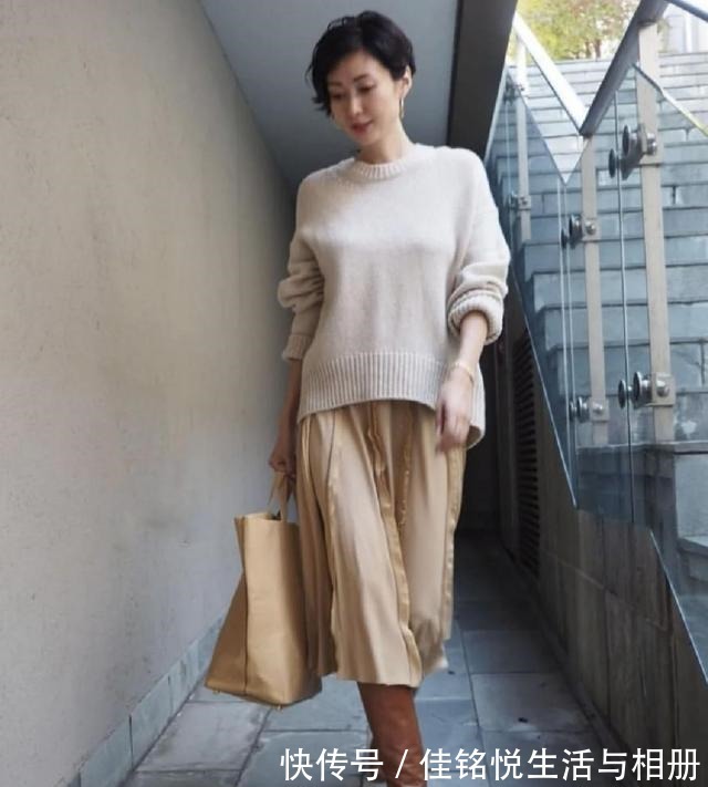 秋冬 日系穿搭也可以没有大衣,“日系辣妈”穿搭思路,教你这样美!