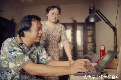 李银河|李银河的择偶观:选择婚姻时,爱比钱重要