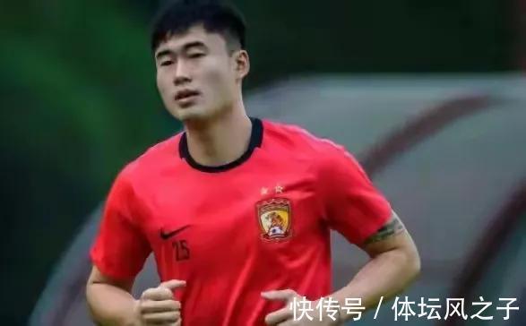郑智|郑智组织球员集训，一人给足郑智面子，这两人却意外缺席