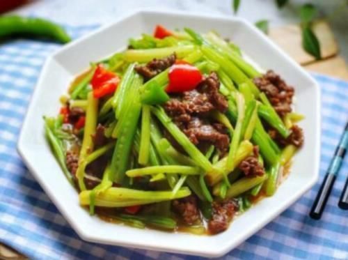 牛肉|天冷了,这肉要多吃,再贵也别省,简单炒一炒,营养互补,太香了