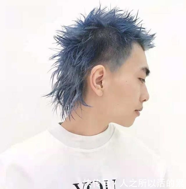 剪短|“鲻鱼头”适合什么脸型?需要烫发染发吗?