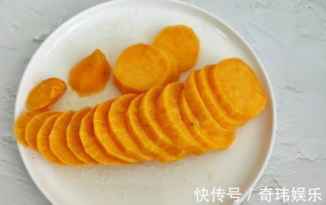 红薯|便秘就怕这食材,吃一碗相当慢跑半小时,三天两头吃,肚腩变小了
