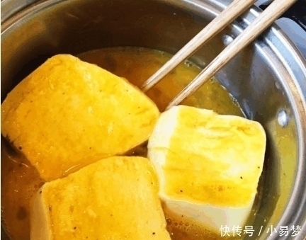 煎馒头片时,别只会傻傻裹鸡蛋多加一点它,香酥可口,不吸油