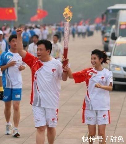 丁克 《新闻联播》新”国脸“,娶2婚主持人春妮,丁克17年后喜得爱子