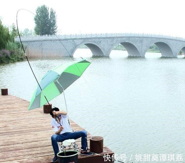 实用性几乎为零，被时代所淘汰的产物鲫鱼竿玩的是一种情调