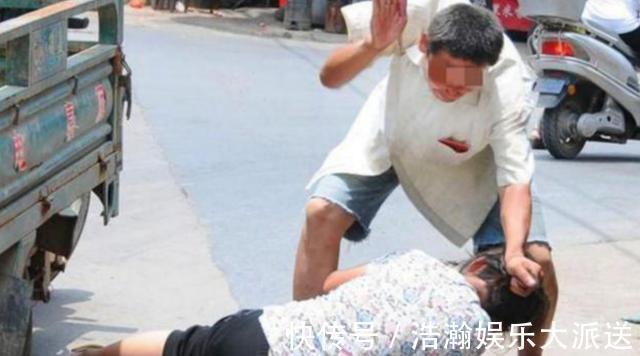 孩子|喂完孩子盘子都空了,90后宝妈掀翻饭桌,丈夫反手给妻子一巴掌