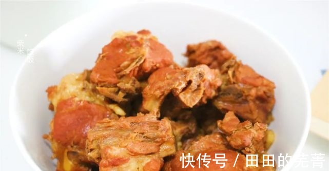 骨头|夏天吃肉,这个做法太省事了,丢进锅里不用管,时间一到满屋香!