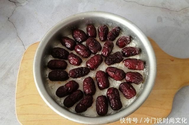 冬天手脚冰凉多吃它，每天3颗好处多，不煲汤也不煮粥，记得常吃