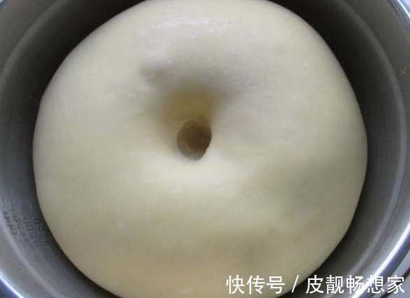 白糖|蒸馒头有窍门,别只会加酵母,多加2样,馒头更好吃,越嚼越香