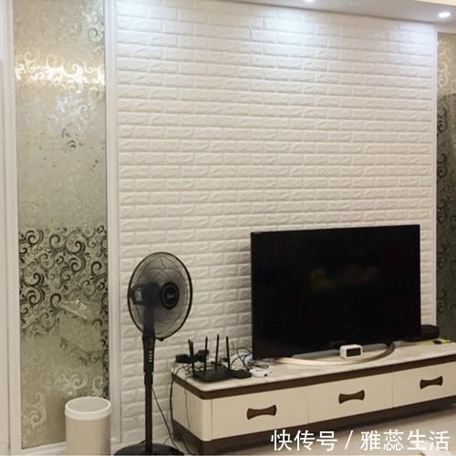 3d|客厅坚决不贴瓷砖沙发也不要学下图人家那样装,全屋才几百元