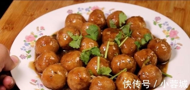 搅拌均匀|秋天要多吃豆腐,教你好吃的做法,鲜嫩美味,比大鱼大肉都好吃
