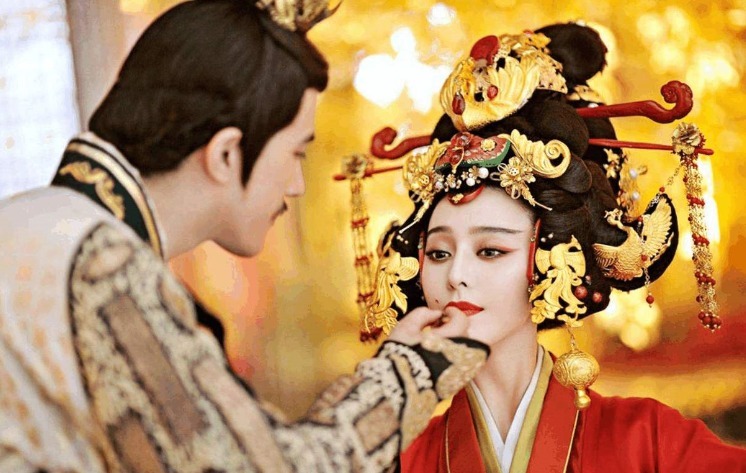 武则天|武则天宫内有一密室，每晚睡前必进一次，揭开她不为人知的另一面