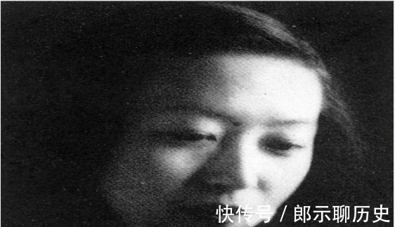 现世安稳|一代才女张爱玲老照片:可以从中看出她一身清高,再到悲悯的结局