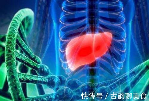 棕黄色|眼睛出现这些表现，说明你的肝脏出问题了，还请及时去医院检查！