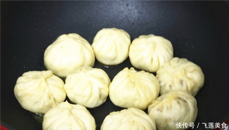 鲜香|用此食材做包子,相信很多人没吃过,蓬松柔软,鲜香多汁很诱人