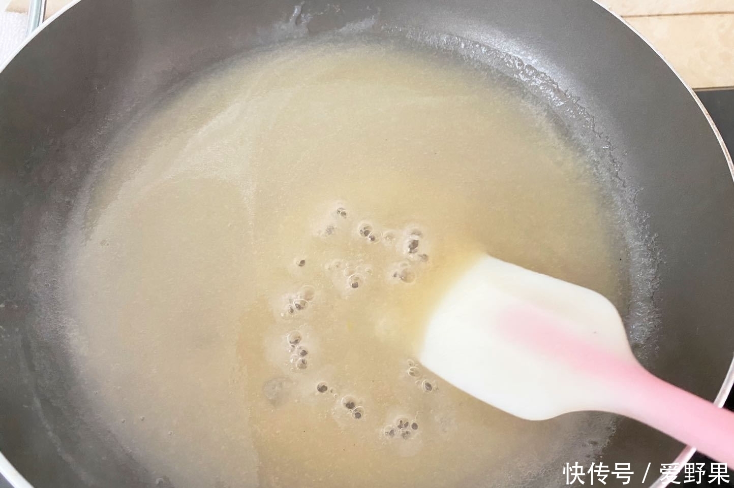 润肺|宝宝辅食南瓜银耳包：补充维D还润肺防便秘，孩子一次吃两个