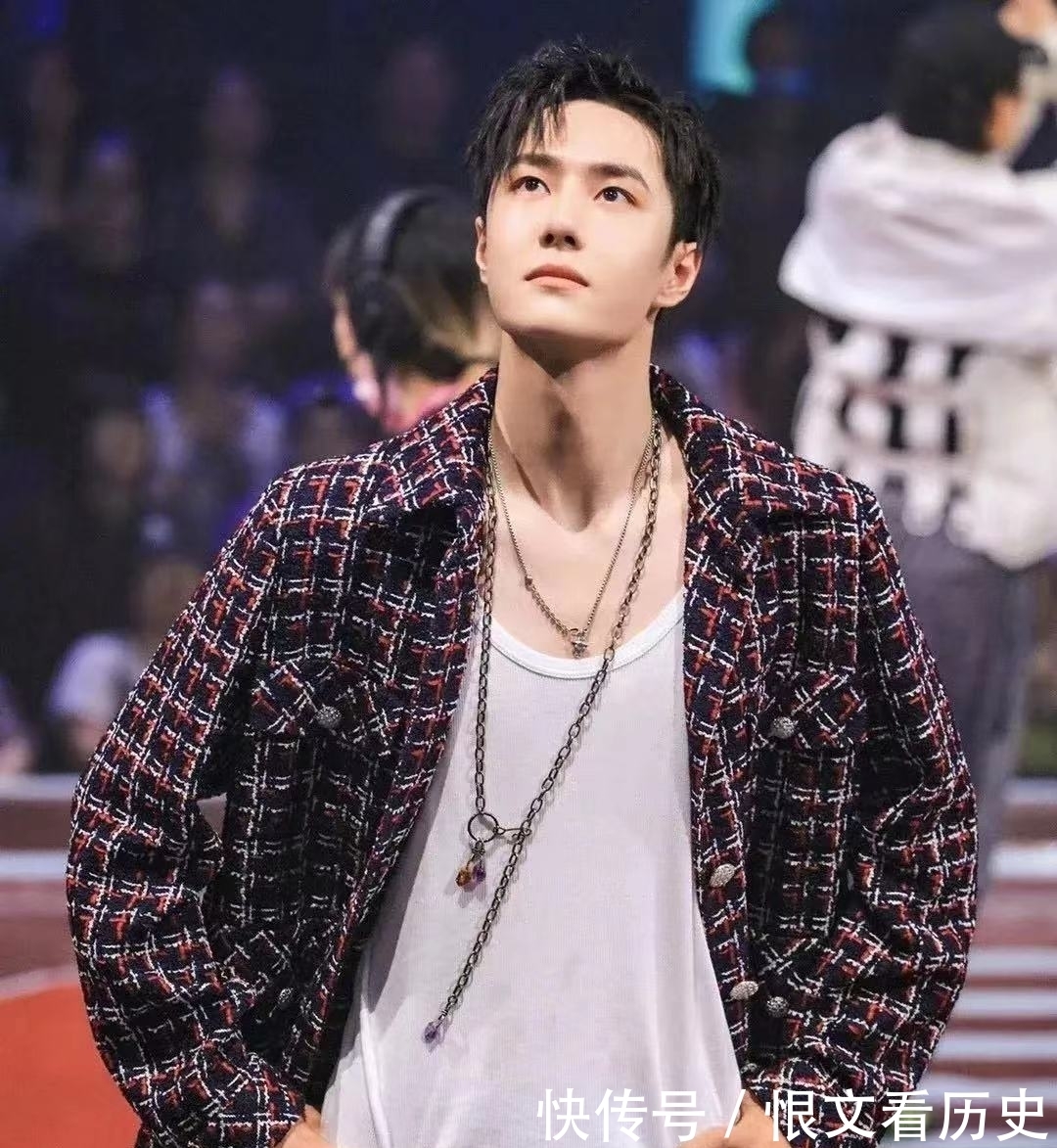 摩托车 王一博,是铁了心要靠自己;而有的人,是铁了心要靠王一博!