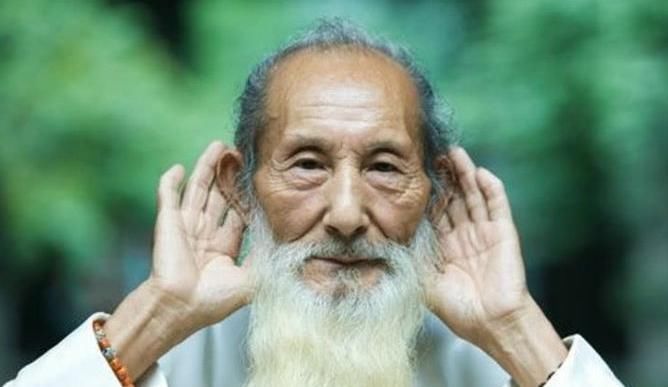 寿命短的人,身上“3处”可能发白,若你都不占,那就恭喜了