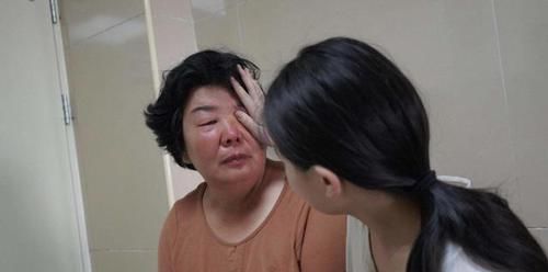 媳之间的关|喂完孩子盘里的菜都没了，90后宝妈掀翻桌子，网友：不懂将心比心