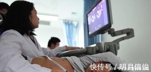 疏忽大意|10岁男孩患肠梗阻,3天后排出异物,医生尽量别让娃喝这种饮品