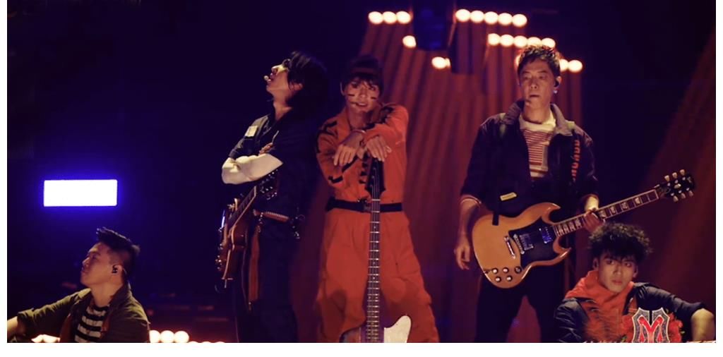 三公|《披荆斩棘的哥哥》三公舞美内卷，5人跳出舒适圈获好评，可惜选曲又冷又难听