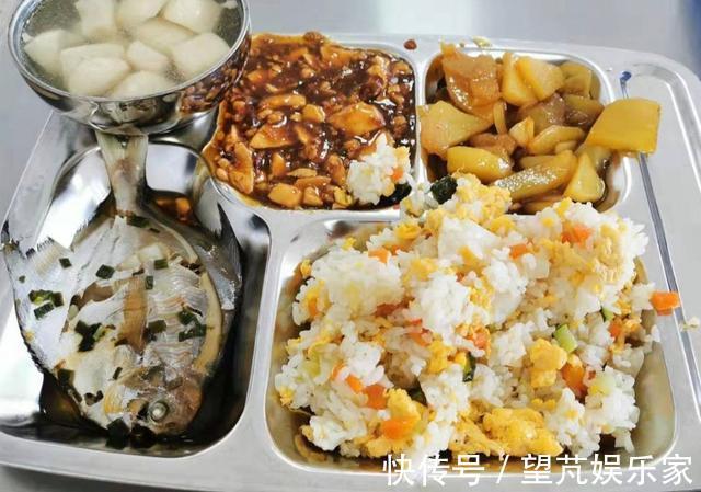 香酥鸭|学校教职工食堂的饭菜怎么样？我们一起来看看吧！