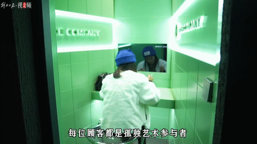 面店|这家面馆突然火了!一碗速食面卖57元?两个人一起还不能吃?