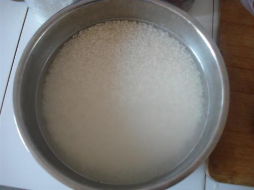 煮米饭千万别直接加水下锅,少了2步,难怪饭不香,孩子不爱吃