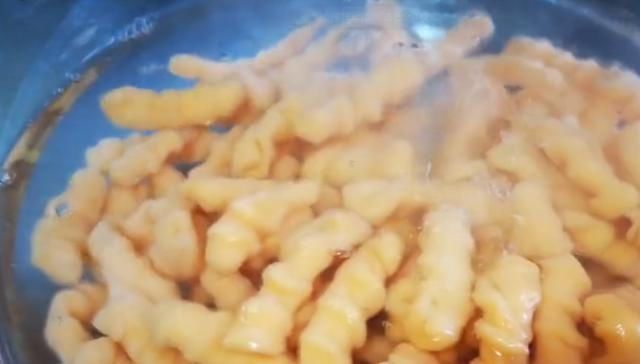 胡萝卜这做法还是头次见,太有食欲了,吃一次就念念不忘,真香