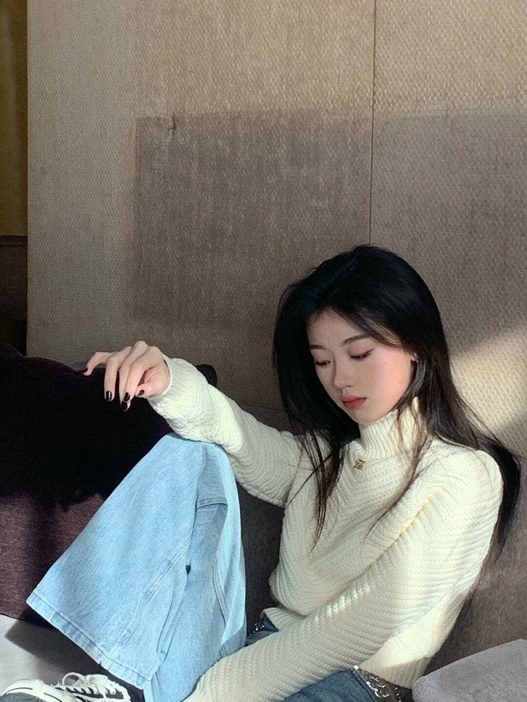 v领|像太阳般温暖的套头毛衣,最适合这个冬季了,温柔慵懒又显白