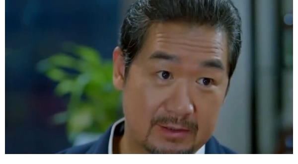 康熙微服私访记|主持人穿衣失误少穿了一件衣服，张国立全程目不斜视