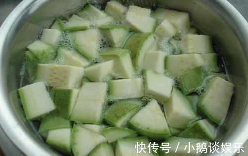 魔芋|瘦身效果“最猛”的4大食物，塑身又美容，00后也可以囤着