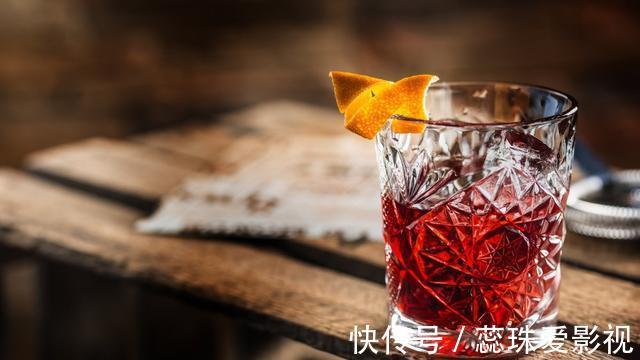 cnn|已经94岁的英国女王,每天有规律饮食,也是她“长寿”的秘诀