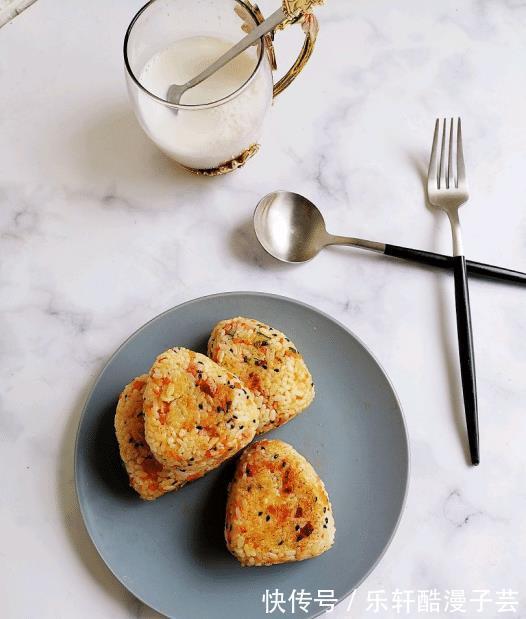 饭团|孩子不爱吃饭怎么办剩米饭做成芝士饭团,孩子抢着吃