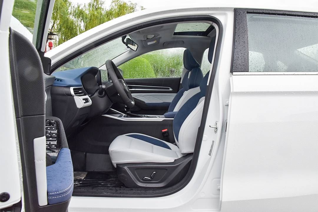 内外设计焕新 Bma架构 吉利第4代帝豪7月30日预售 乐惠车