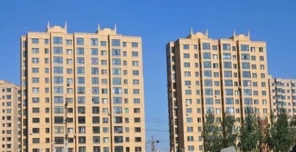 抵押贷款|75万的房贷,30年利息有多少?银行员工:有人傻傻给银行送钱