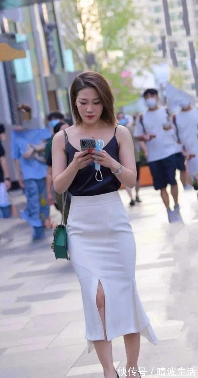 鱼尾裙 精致女神出街必备,鱼尾裙看似混搭却设计感满满