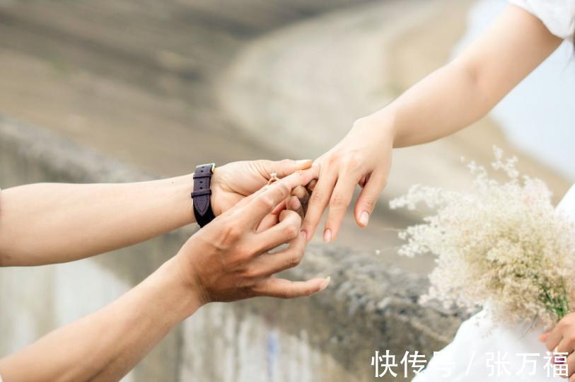 钻石 女人为何一定要买钻戒？