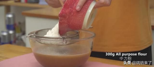 日本|绝了日本小哥做出以假乱真的海岛果冻蛋糕,网友我和猫都惊了