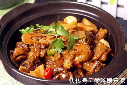 啤酒鸭有人焯水,有人直接炒大厨都不对,难怪腥气不好吃