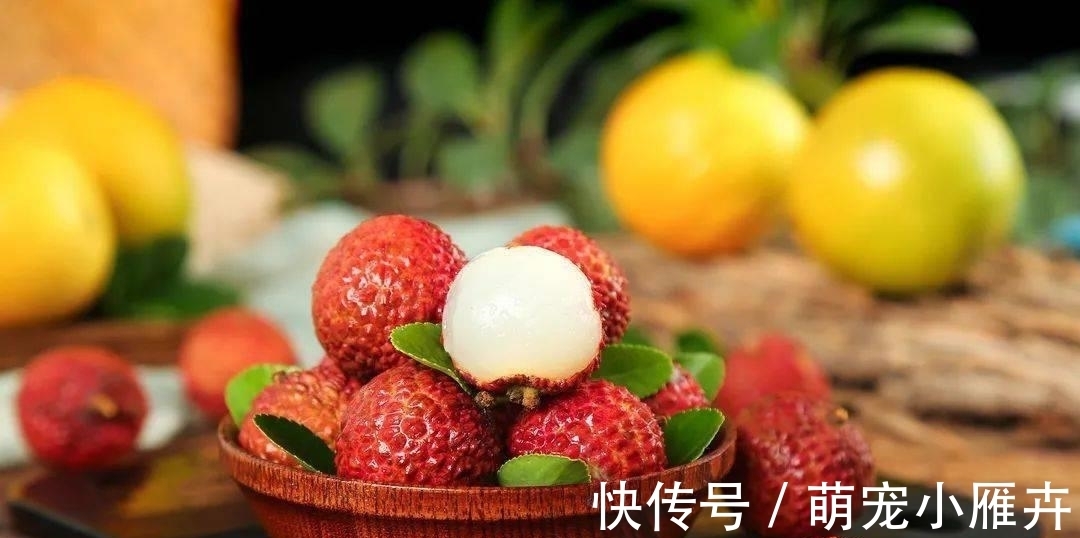 沙拉|宁愿大口吃肉,建议也要少吃这4类食物,全是长膘的“增肥剂”