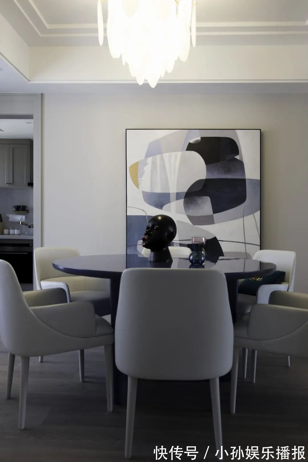 装饰画|180㎡浪漫小窝,蓝与粉、灰与白,优雅情趣,轻松舒适