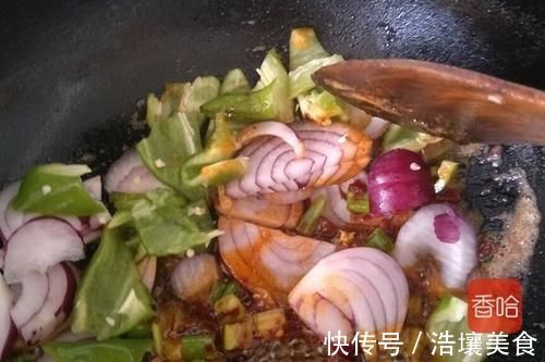 碱性食物要多吃,滋补又养胃,我家隔三岔五吃一次,家人抵抗力都很好