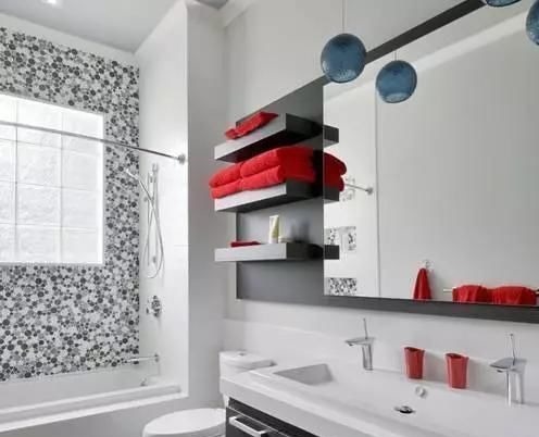 柜子|利用好马桶上方的1㎡,在马桶上装个架子,卫生间瞬间大了5㎡