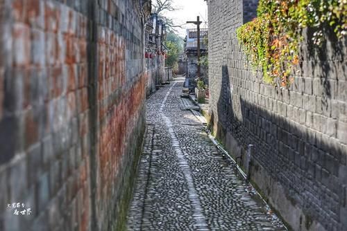 800年前吴氏宗族入闽，落脚福建培田古村，它被称为民间的故宫