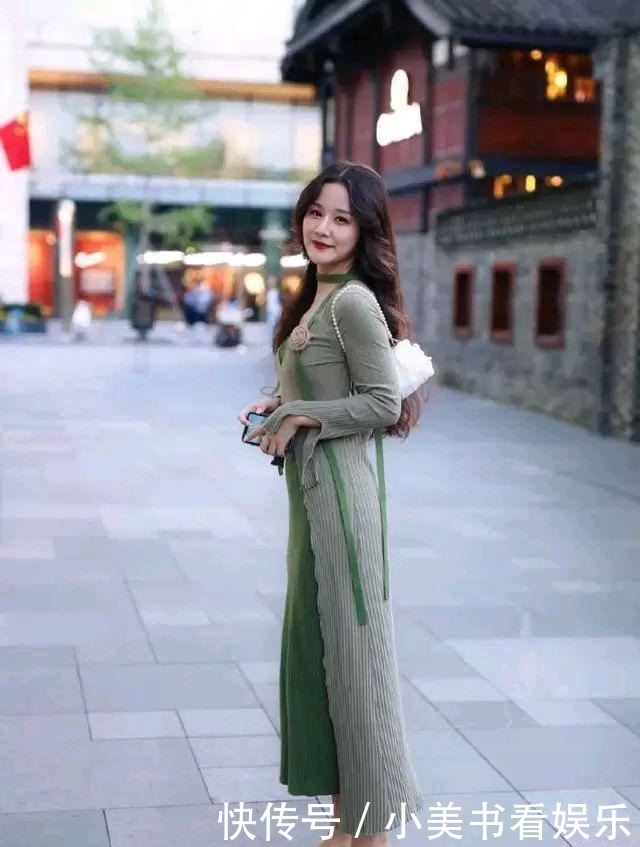 辣妈|这样的穿搭活力四射哦!深秋的辣妈穿着更要时尚!