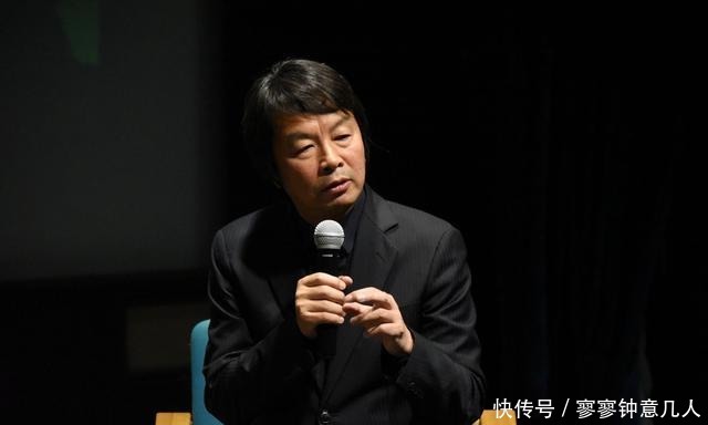 小人物|刘震云:没有十年坐办公室的经历,写不出《单位》这样的小说