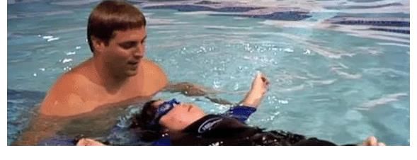 美人鱼|现实版“人鱼女孩”，天生拥有美人鱼一样的尾巴，却让人很心疼