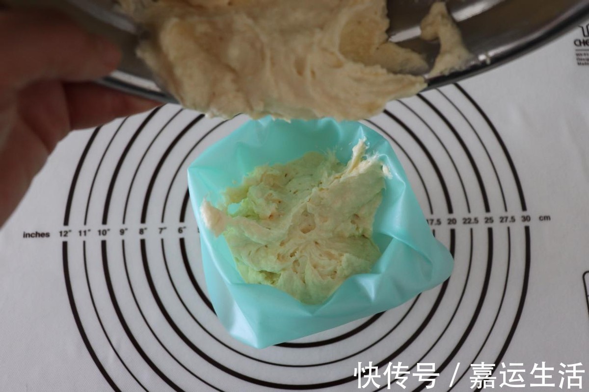马芬|不用打发,搅一搅就能做好的马芬蛋糕,松软好吃,下午茶必备